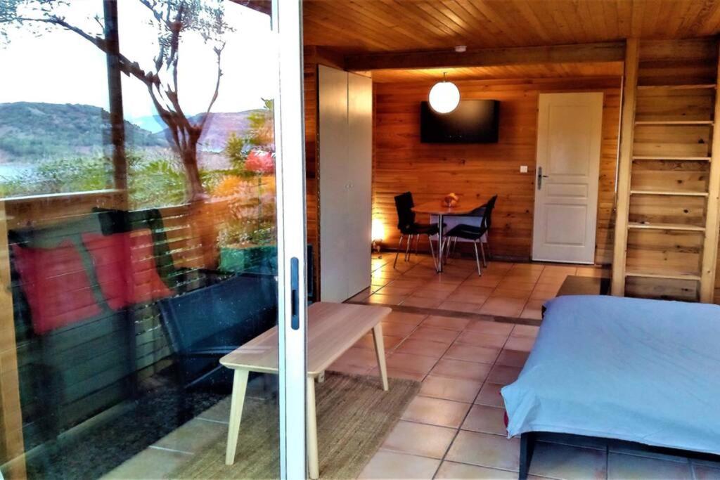 Studio 32M2 - Dans Propriete Avec Vue Imprenable Sur Le Lac Du Salagou Liausson Экстерьер фото