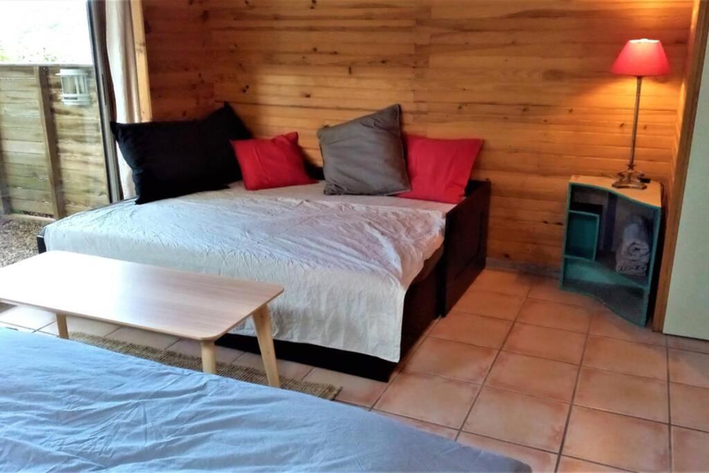 Studio 32M2 - Dans Propriete Avec Vue Imprenable Sur Le Lac Du Salagou Liausson Экстерьер фото