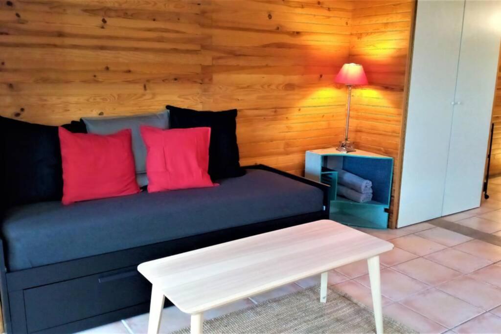 Studio 32M2 - Dans Propriete Avec Vue Imprenable Sur Le Lac Du Salagou Liausson Экстерьер фото