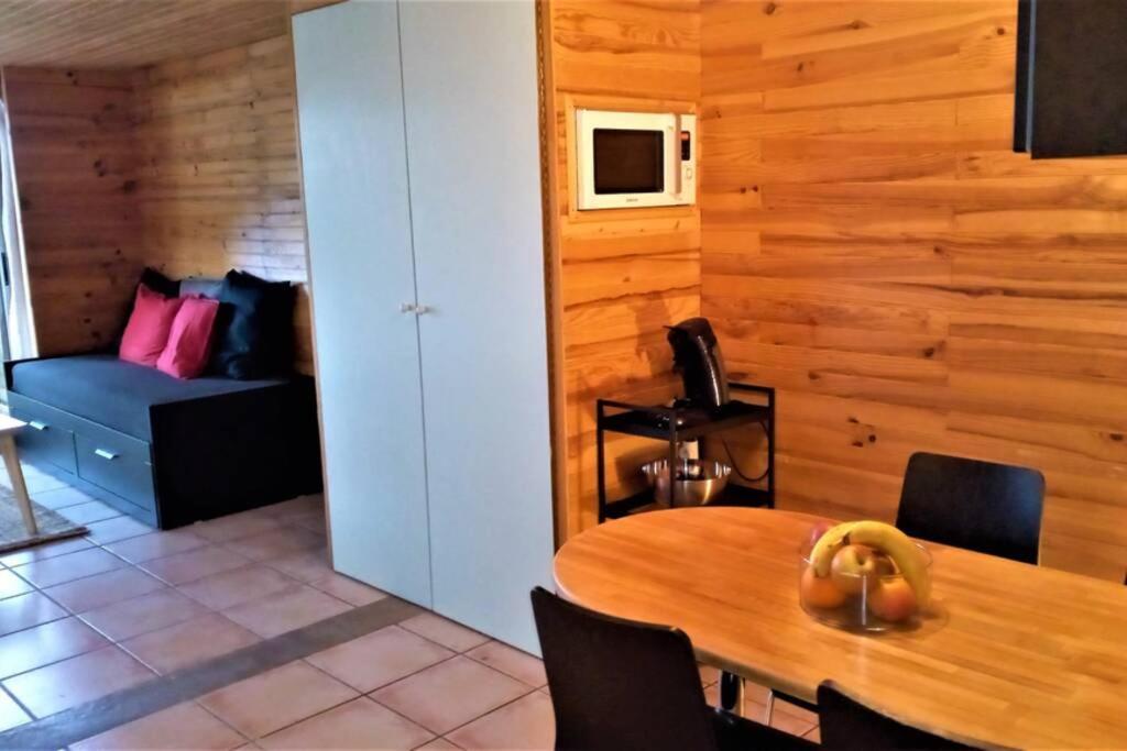 Studio 32M2 - Dans Propriete Avec Vue Imprenable Sur Le Lac Du Salagou Liausson Экстерьер фото